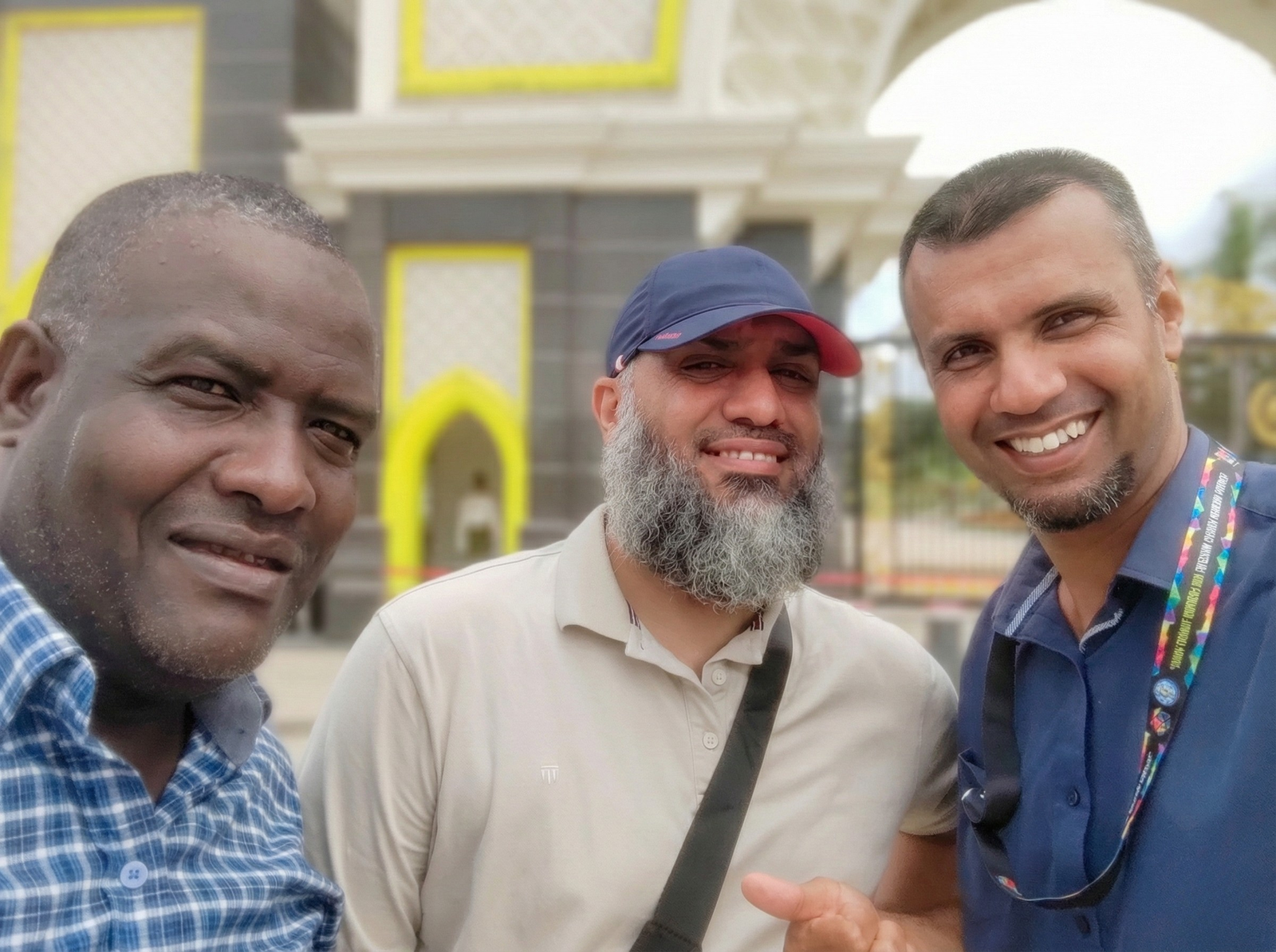 Che Wan Tour Guide Design